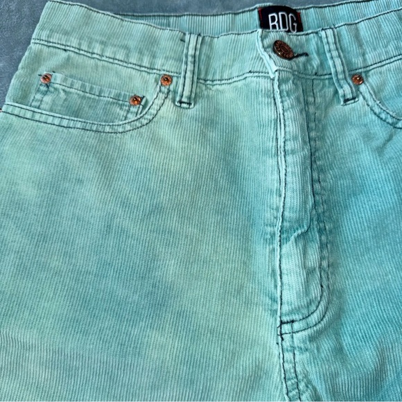 BDG Women's Aqua Corduroy Girlfriend High Rise Shorts size 27 Distressed look - Picture 3 of 9